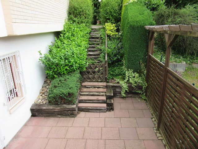 Alte zu entfernende Treppenanlage.